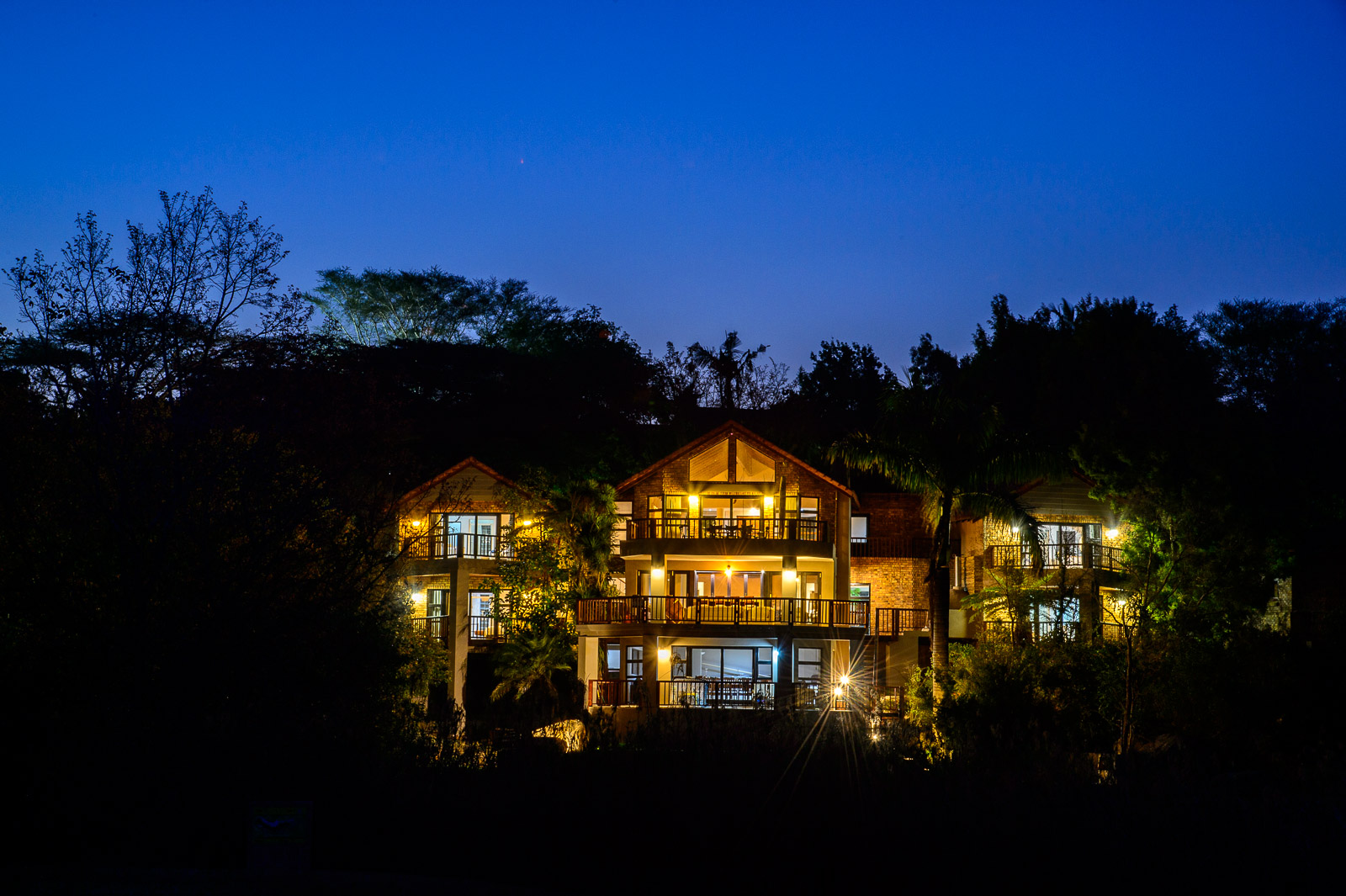 34 Bayhill Kambaku Vacation Rental Homes Properties