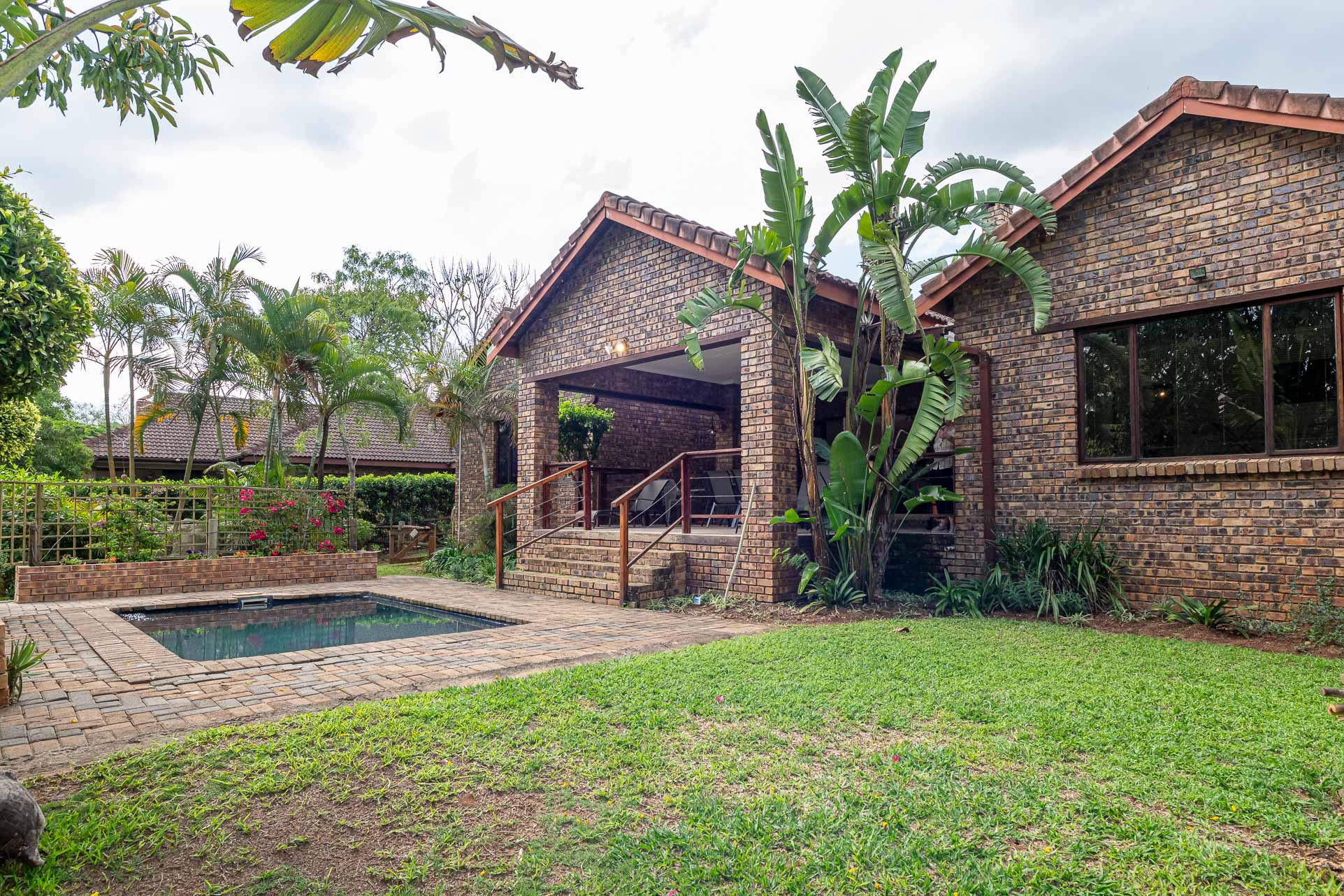 Sunbird Lodge - Vacation Rental Homes